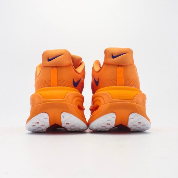 Nike Air Zoom Vomero Premium Sneakers - Picture 7 of 9